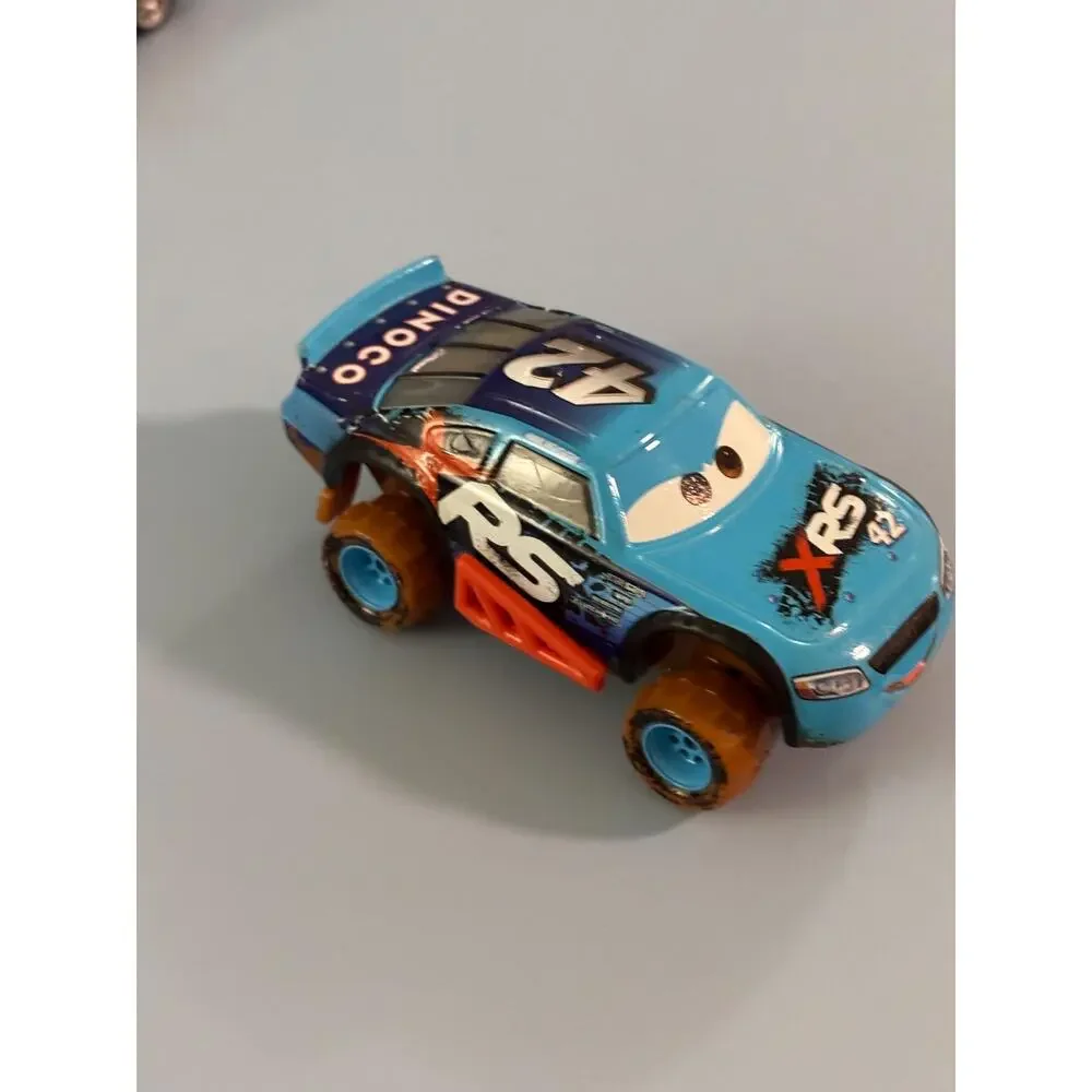 Disney Pixar Cars Cal Weathers Mud Racing No: 42 Original Official Diecast Blue